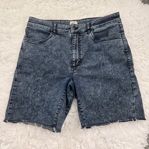 Ripton & Co. denim cut-off jorts. Size 34. Good preowned condition.
